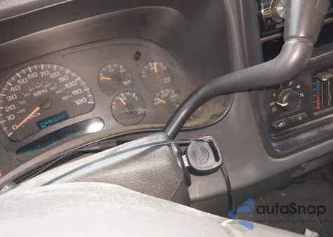 2005 GMC Sierra 1500 z USA, uszkodzony, nr VIN 1GTEC14T45Z260217